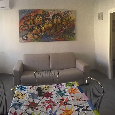 Residence Torretta Beach Crucoli Екстер'єр фото