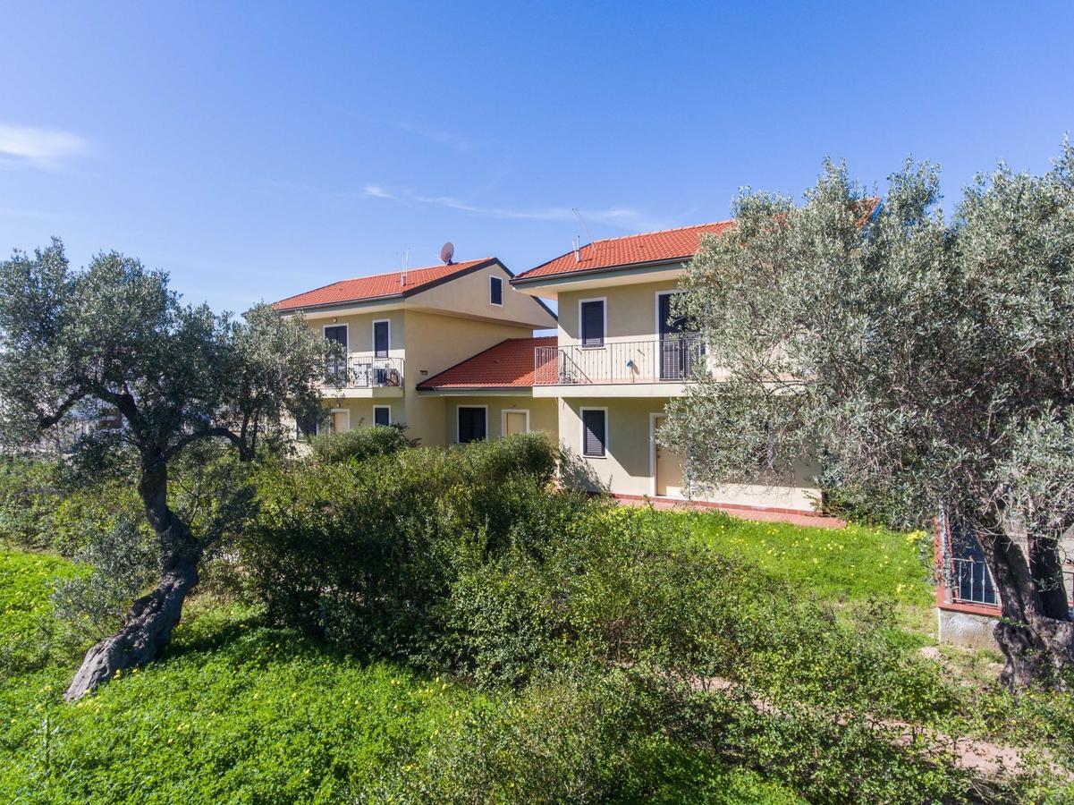 Residence Torretta Beach Crucoli Екстер'єр фото