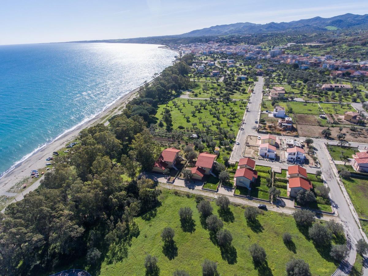 Residence Torretta Beach Crucoli Екстер'єр фото