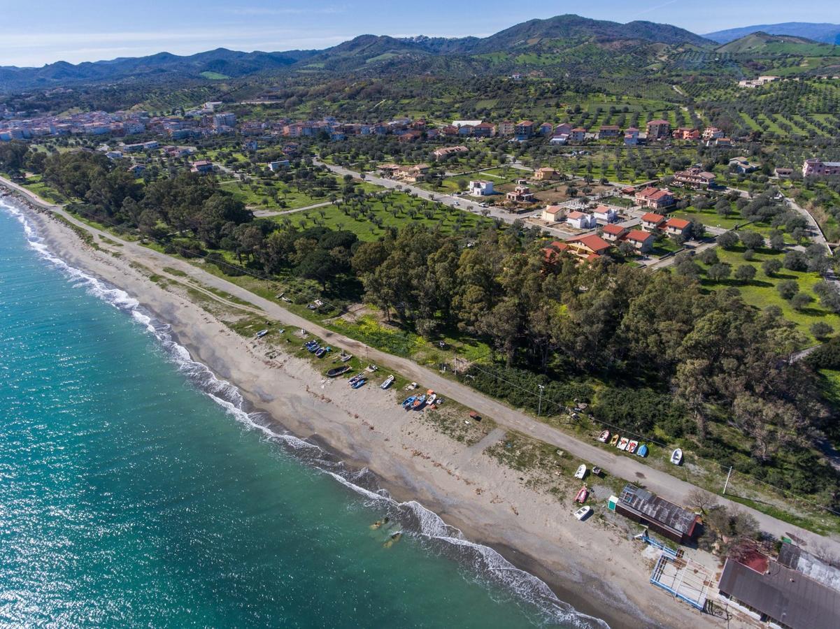 Residence Torretta Beach Crucoli Екстер'єр фото